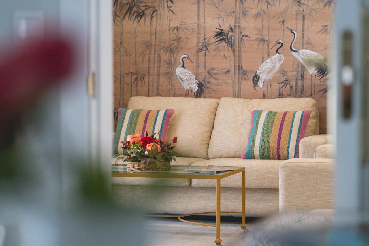 Apartamentos Abreu Suites セビリア エクステリア 写真