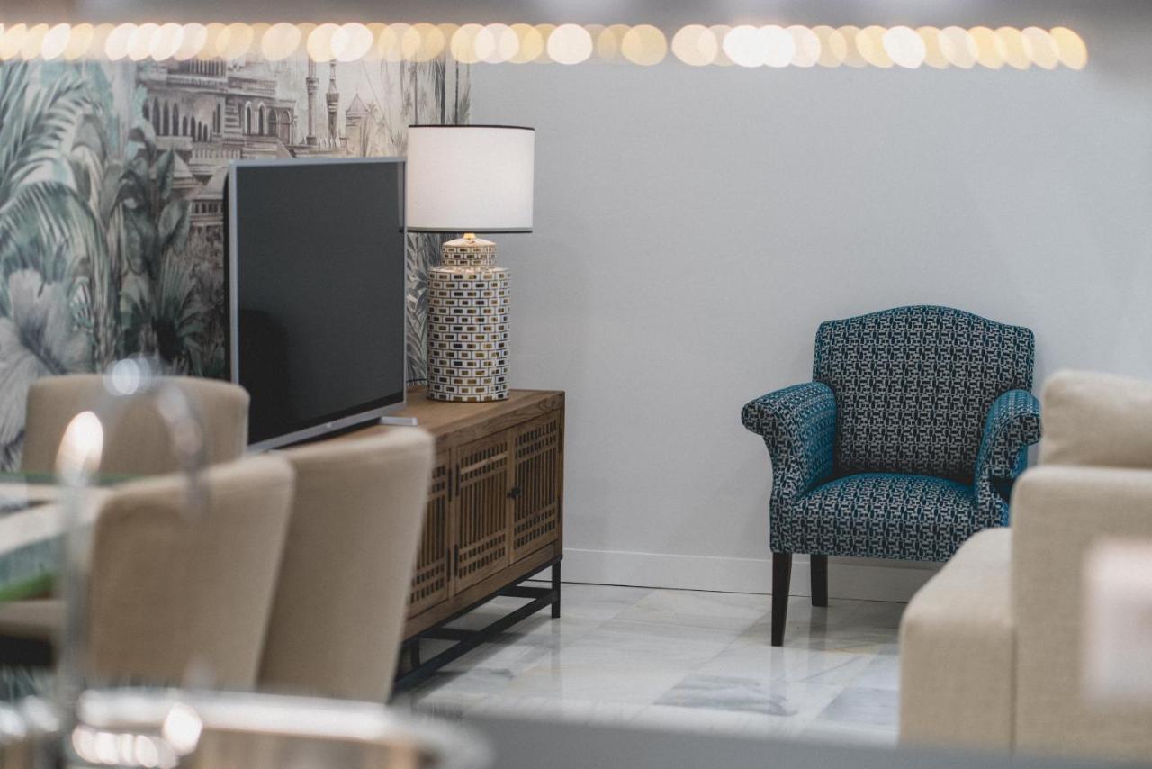 Apartamentos Abreu Suites セビリア エクステリア 写真