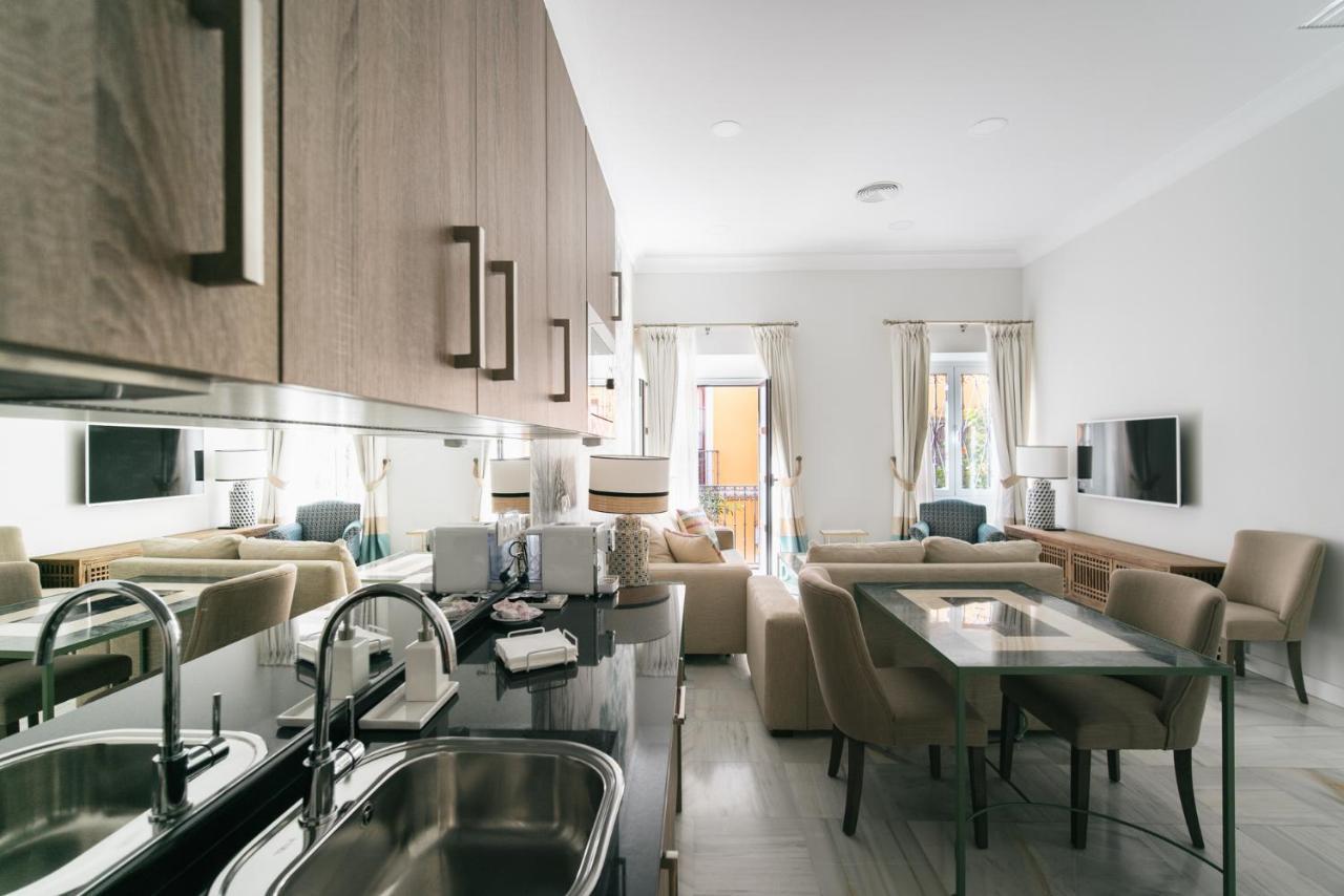 Apartamentos Abreu Suites セビリア エクステリア 写真